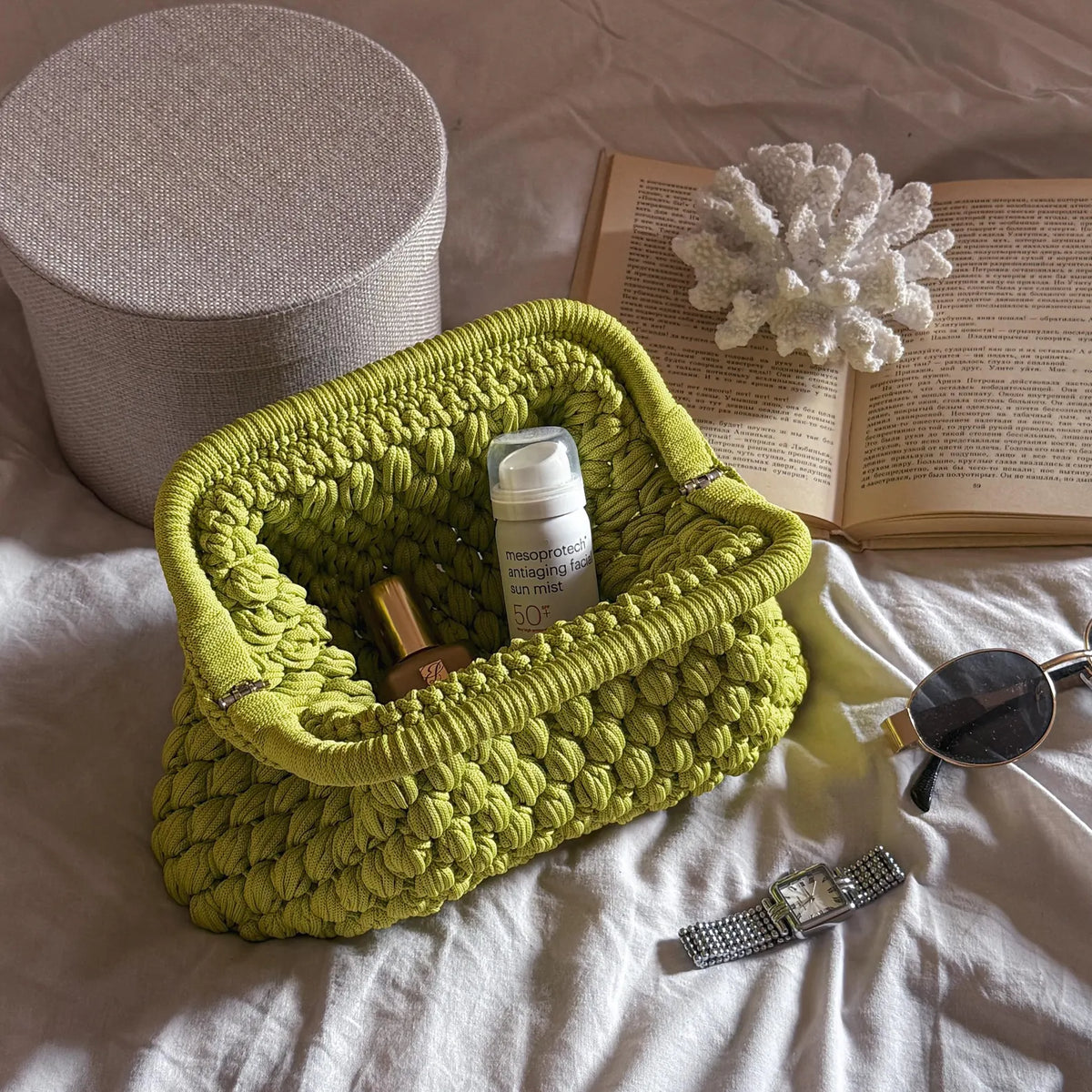 Pochette nuage au crochet avec fermoir métallique caché – vert citron