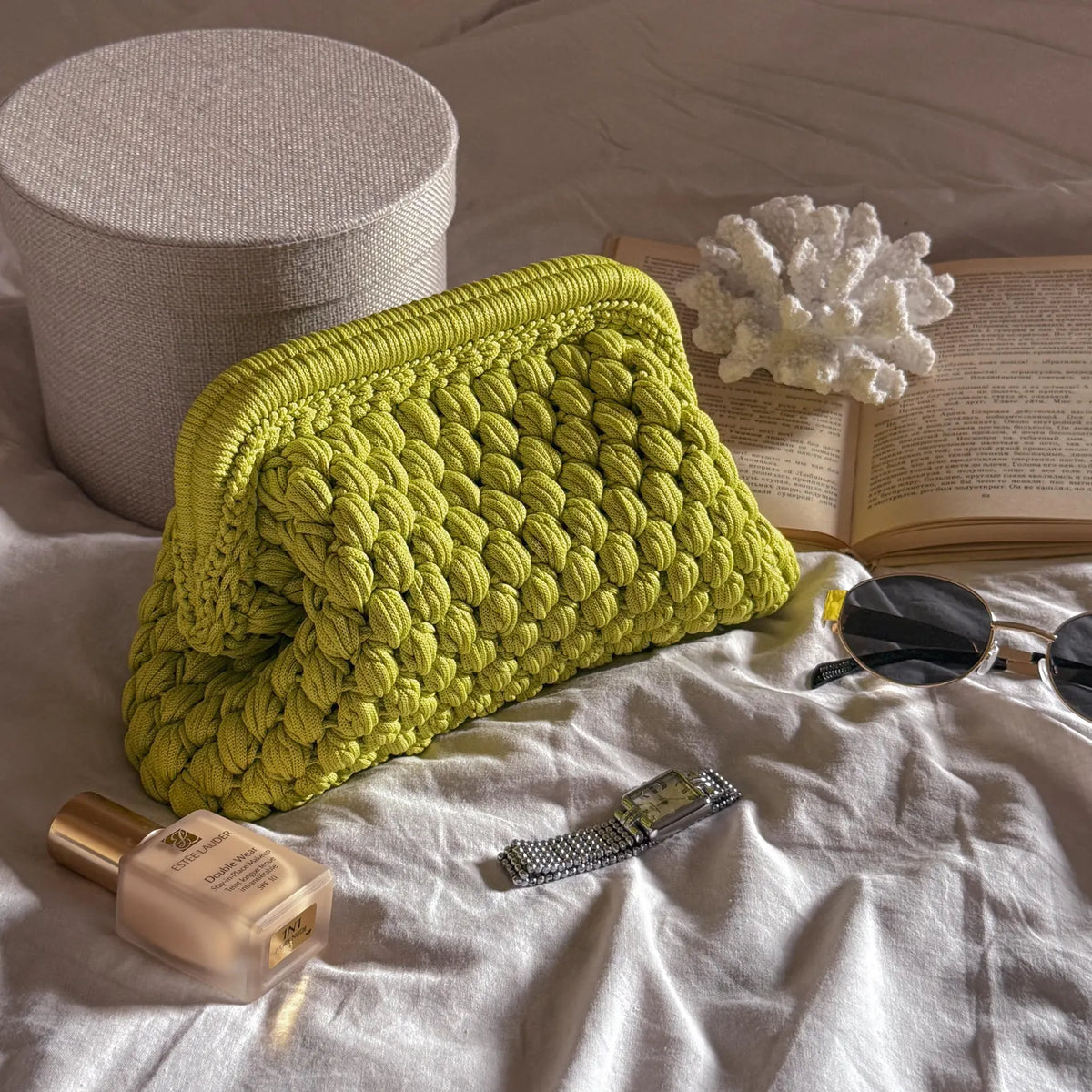 Pochette nuage au crochet avec fermoir métallique caché – vert citron