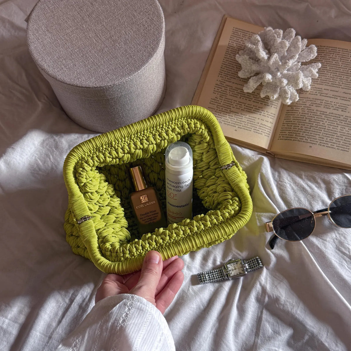 Pochette nuage au crochet avec fermoir métallique caché – vert citron