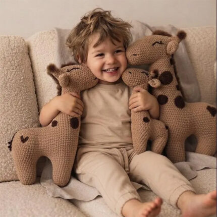Jouet en peluche crocheté – Girafe